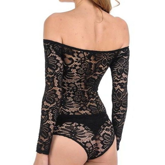 Ultra Sexy Lace Bodysuit in Black or Red - Picture 3 of 7